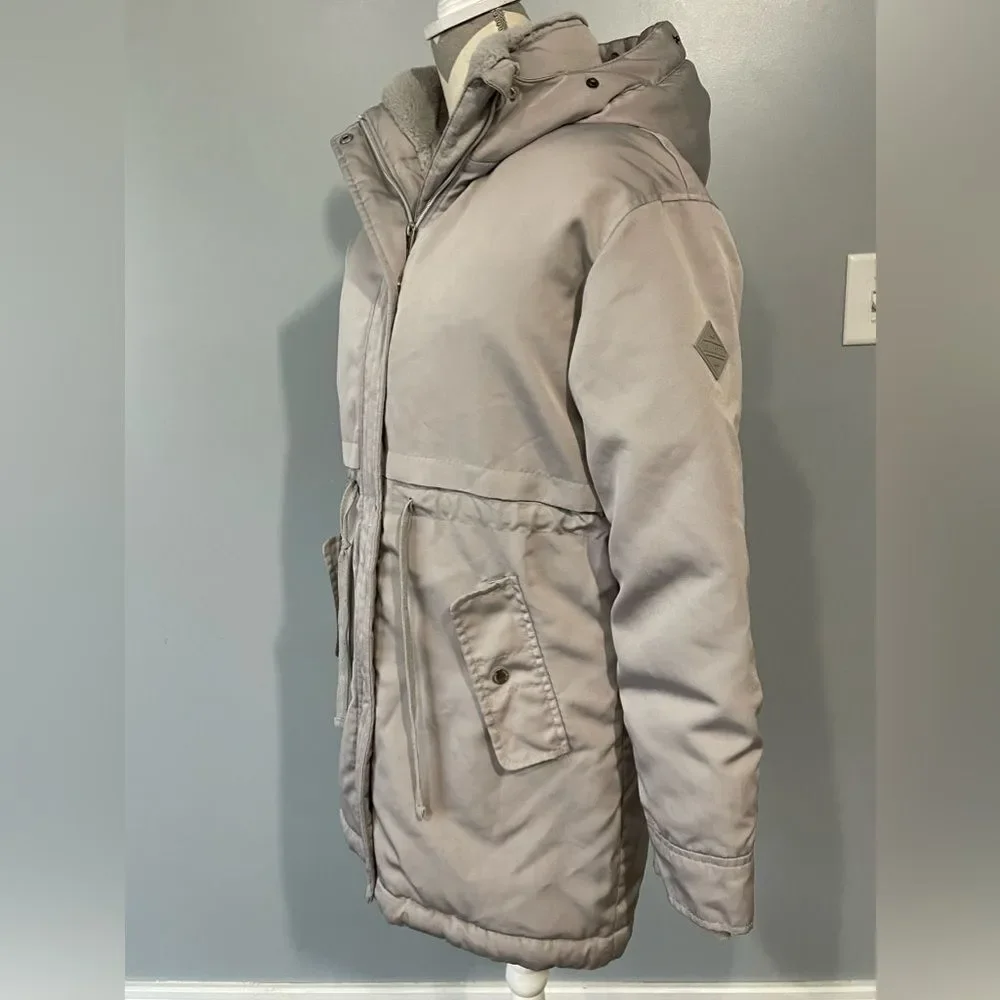 Hollister Women’s Parka - Picture 4 of 16